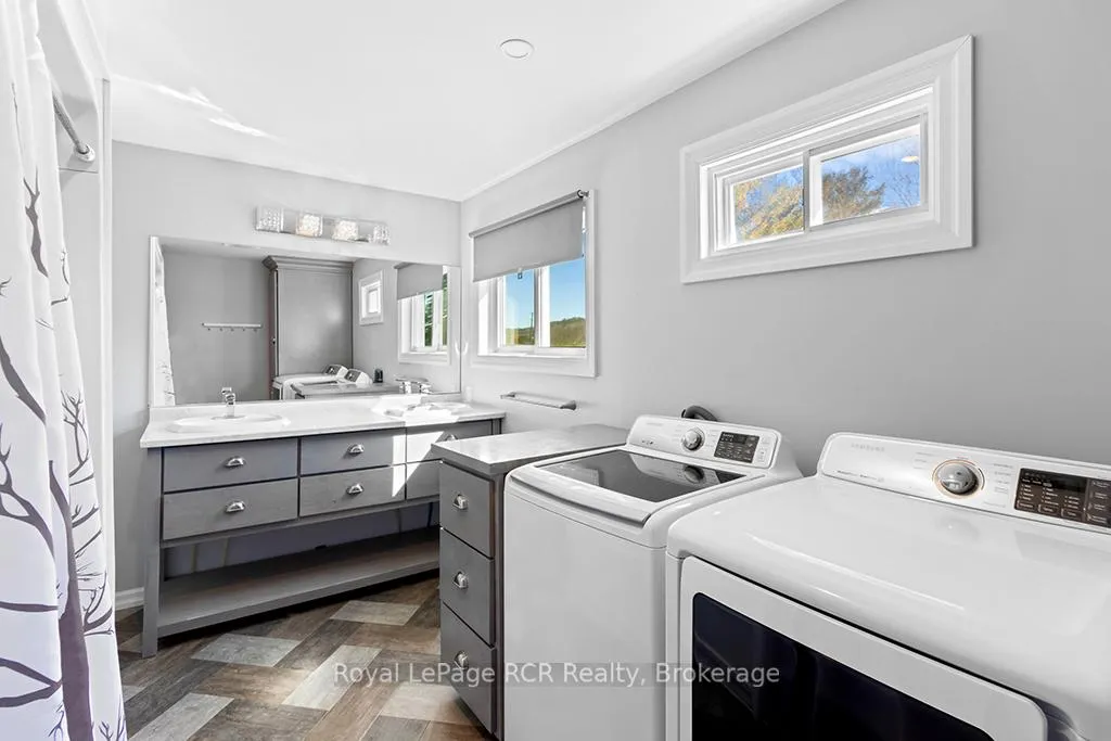 Photo 66 of 144 Loucks Lane, Chatsworth — HOMEH