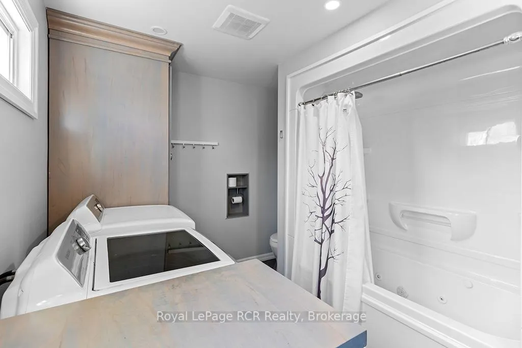 Photo 75 of 144 Loucks Lane, Chatsworth — HOMEH