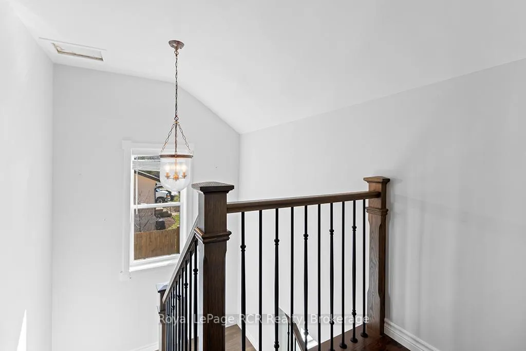 Photo 76 of 144 Loucks Lane, Chatsworth — HOMEH