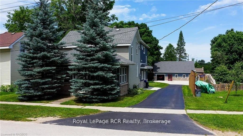Photo 22 of 144 Loucks Lane, Chatsworth — HOMEH