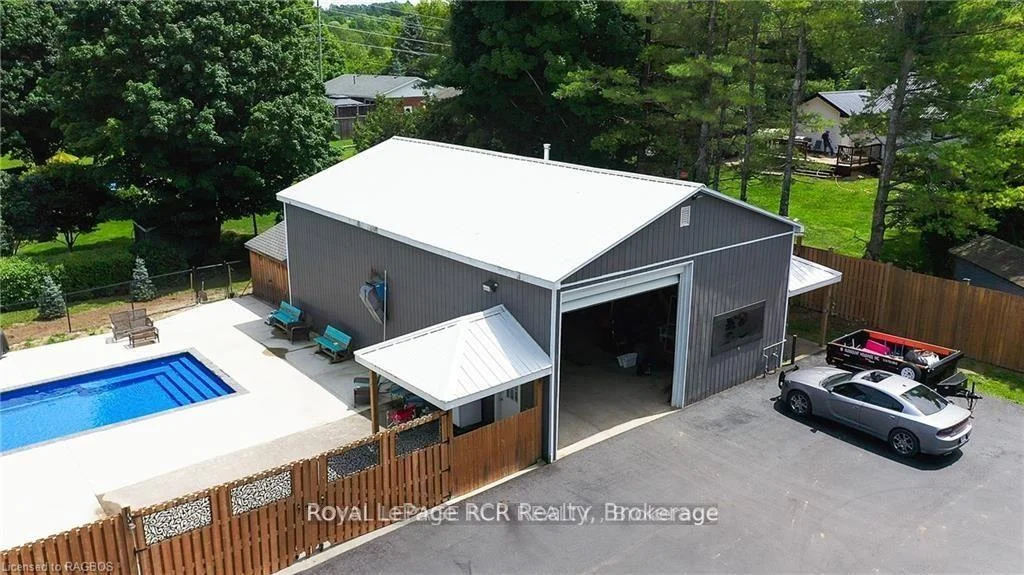 Photo 39 of 144 Loucks Lane, Chatsworth — HOMEH