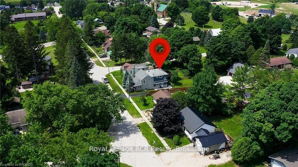 Photo 41 of 144 Loucks Lane, Chatsworth — HOMEH