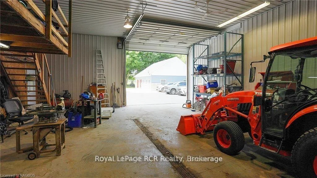 Photo 46 of 144 Loucks Lane, Chatsworth — HOMEH