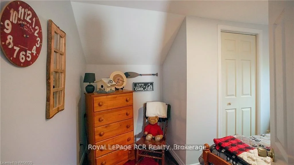 Photo 48 of 144 Loucks Lane, Chatsworth — HOMEH
