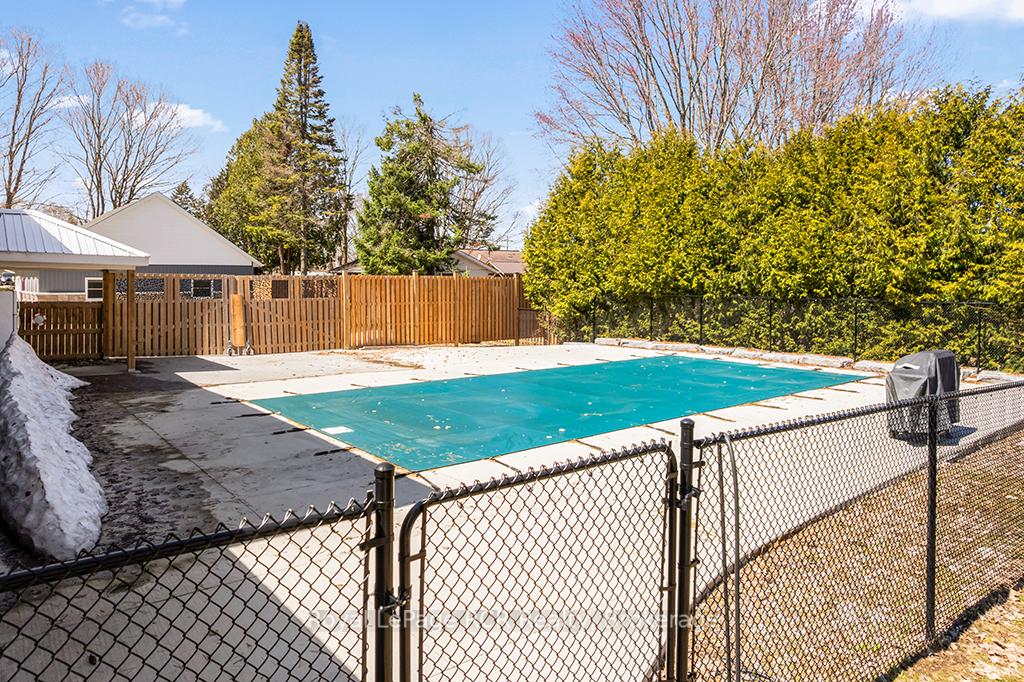 Photo 99 of 144 Loucks Lane, Chatsworth — HOMEH