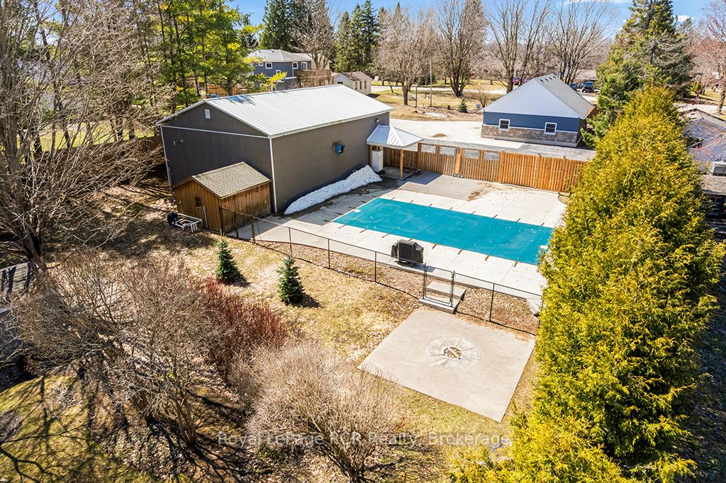 Photo 105 of 144 Loucks Lane, Chatsworth — HOMEH