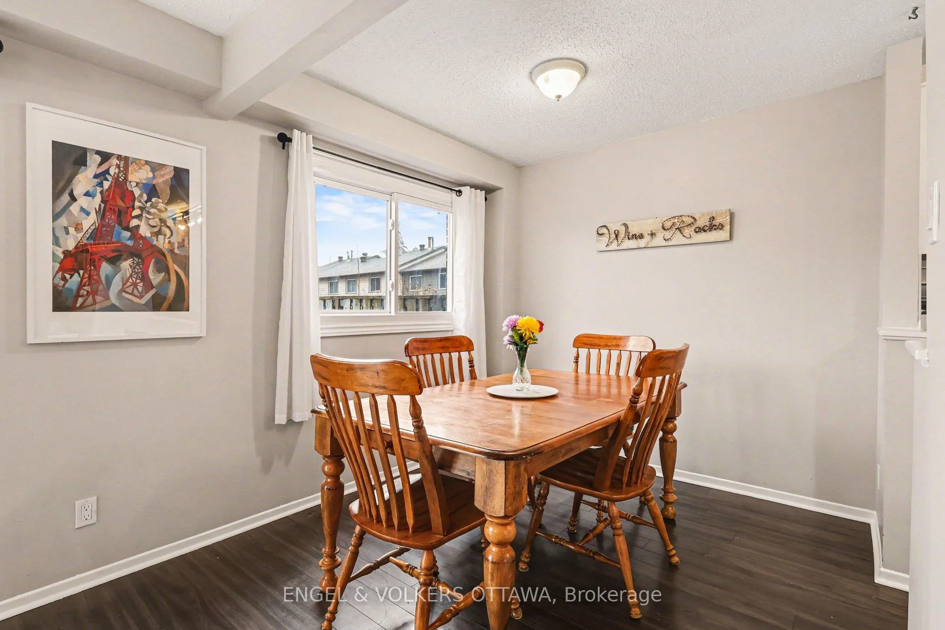Photo 7 of 2148 Orient Park Drive, Ottawa, Blackburn Hamlet (South) — HOMEH