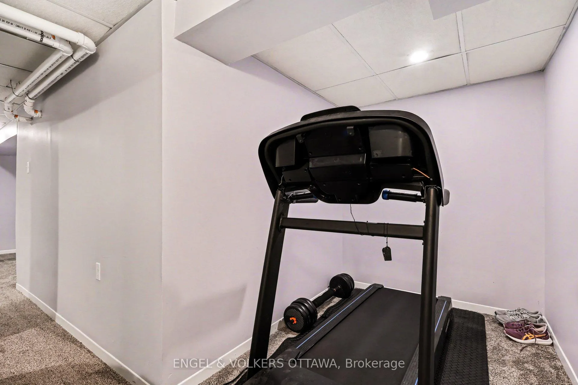 Photo 23 of 2148 Orient Park Drive, Ottawa, Blackburn Hamlet (South) — HOMEH