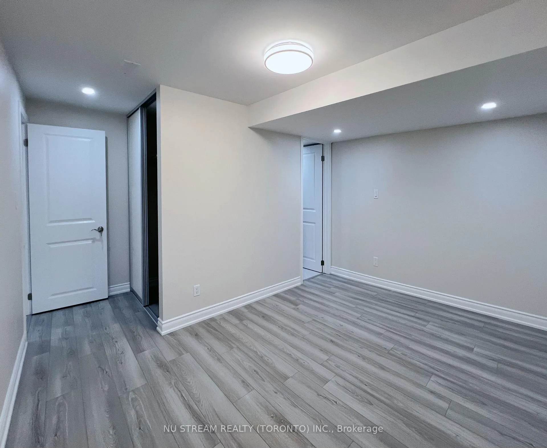 Photo 3 of Unit Bsmt, 133 Jinnah Avenue, Markham, Middlefield — HOMEH
