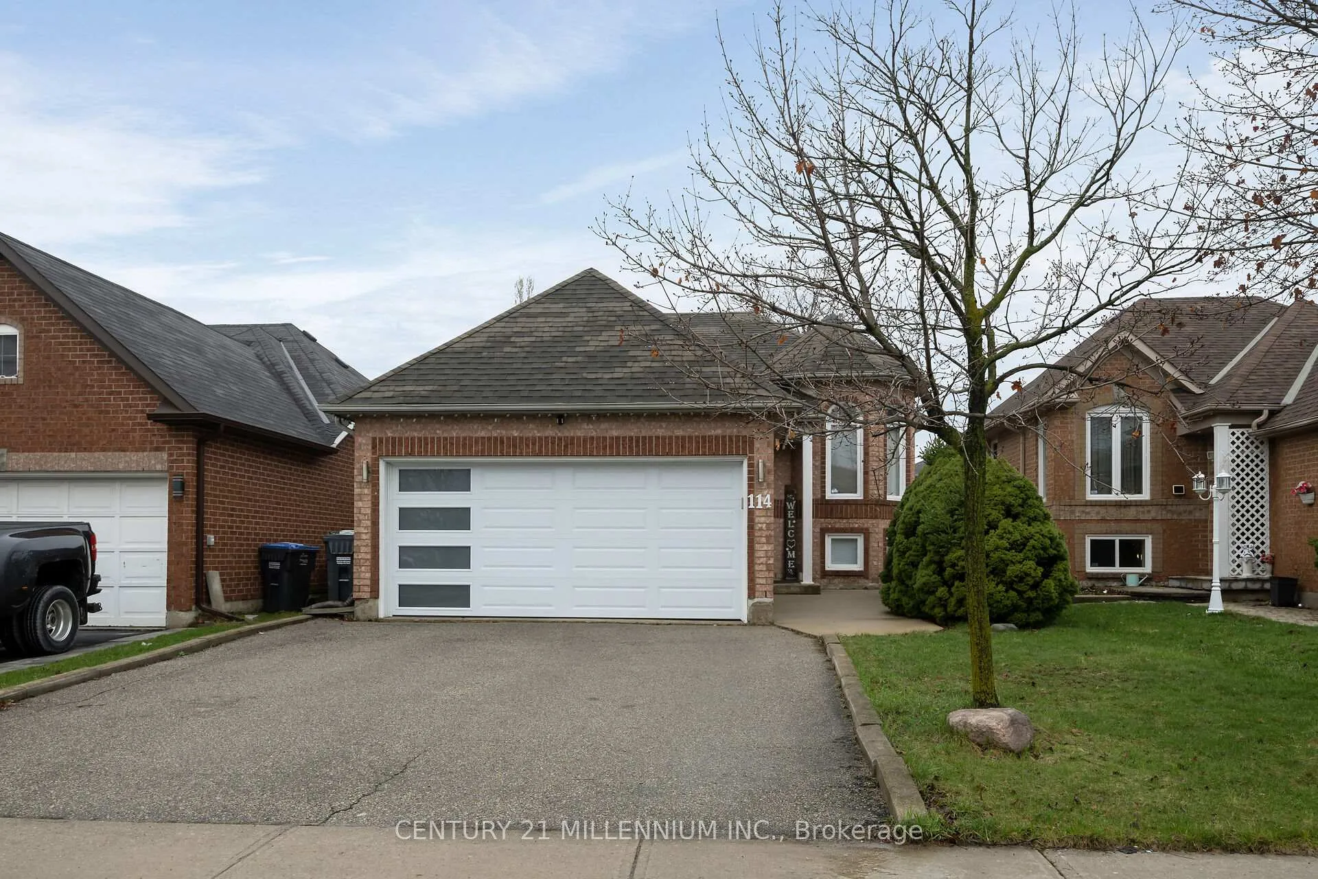 Front of 114 Royal Orchard Drive