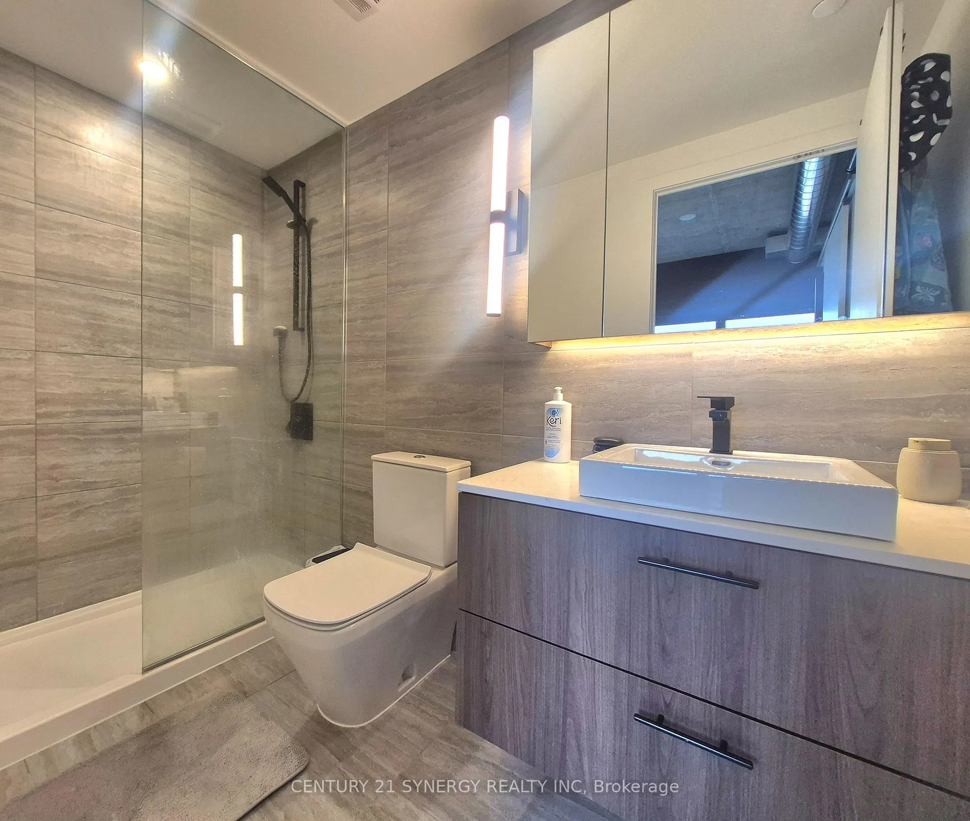 Photo 11 of Unit 606, 10 James Street, Ottawa, Ottawa Centre — HOMEH