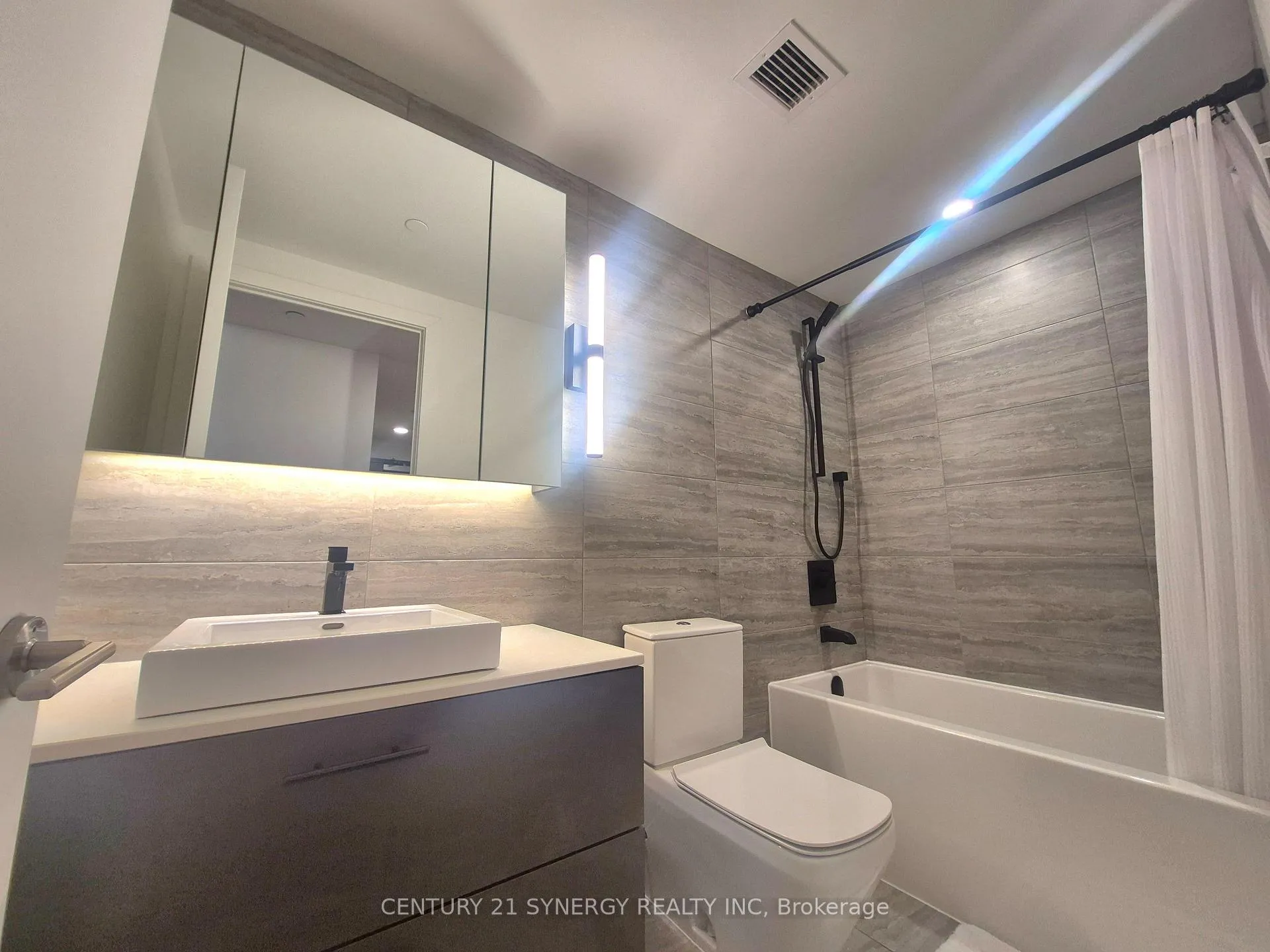 Photo 17 of Unit 606, 10 James Street, Ottawa, Ottawa Centre — HOMEH