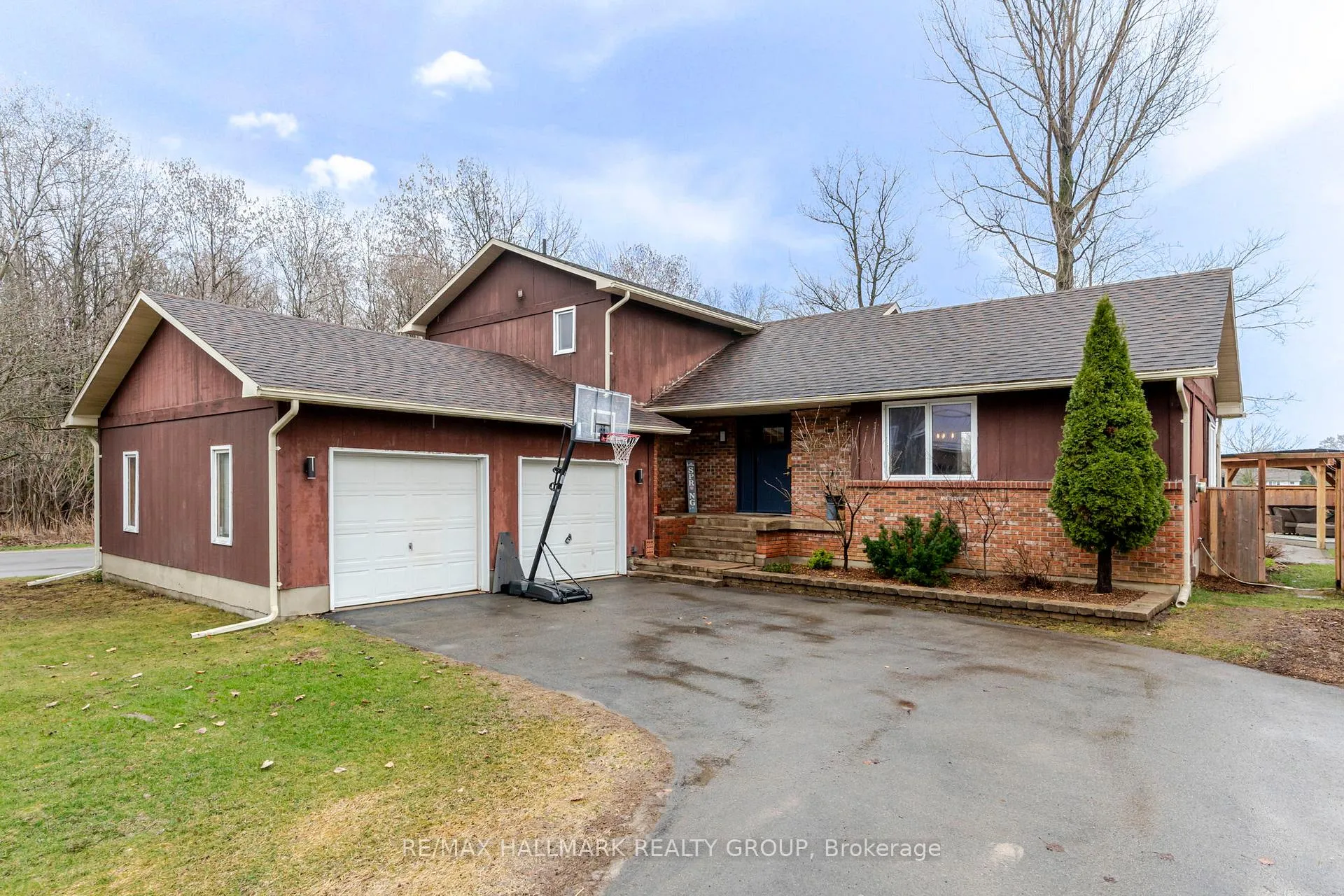 Photo 1 of 265 Kingston Crescent, Prescott — HOMEH