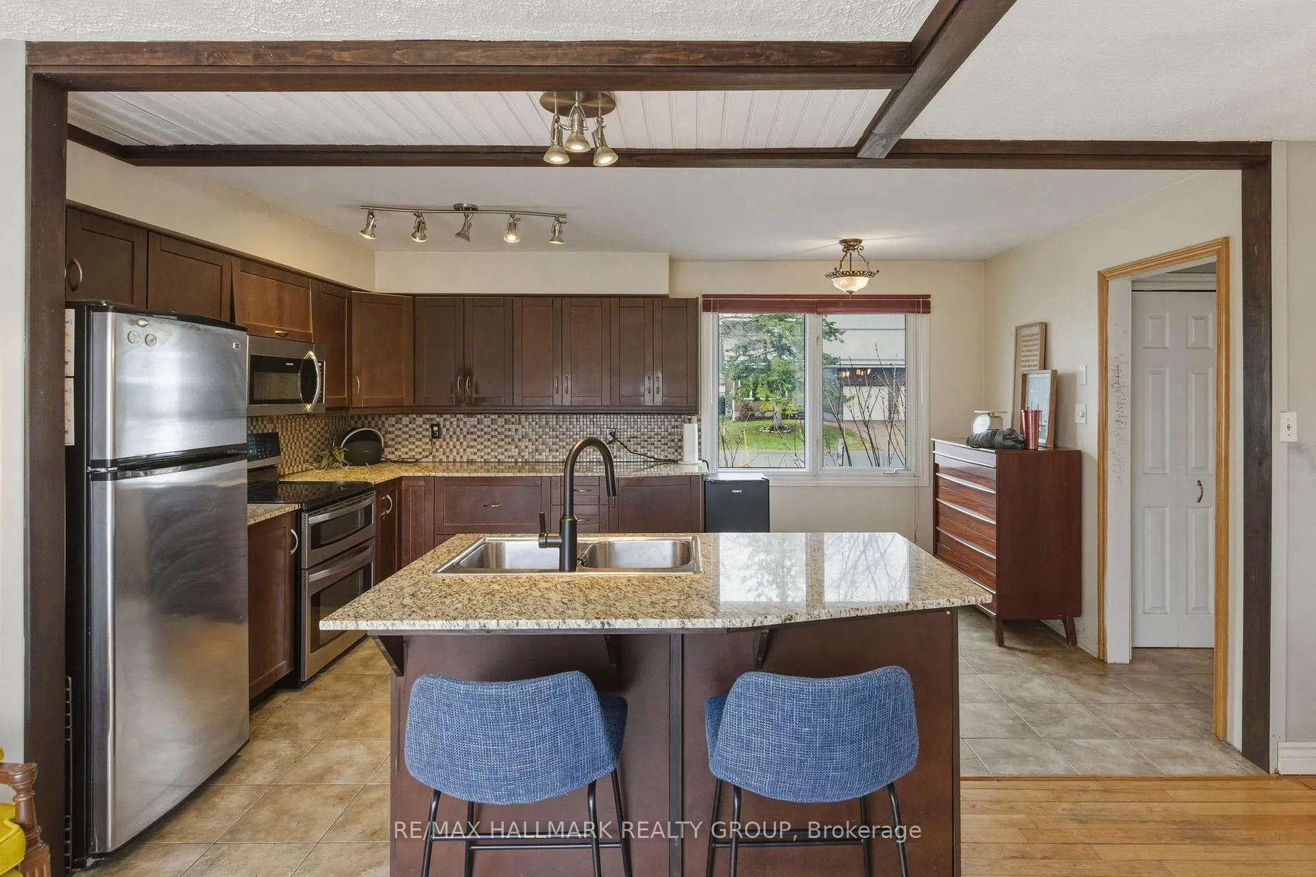 Photo 8 of 265 Kingston Crescent, Prescott — HOMEH