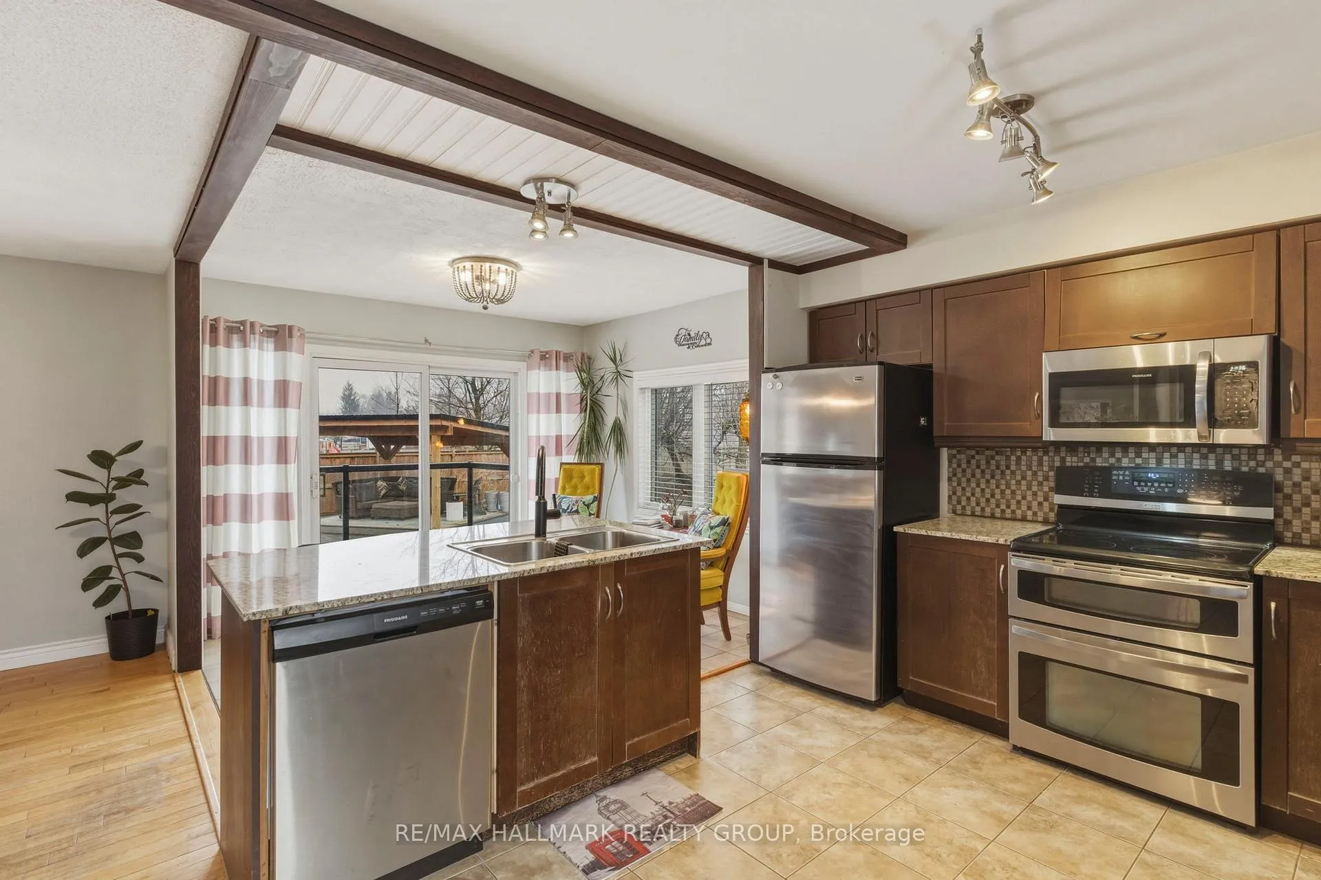 Photo 9 of 265 Kingston Crescent, Prescott — HOMEH