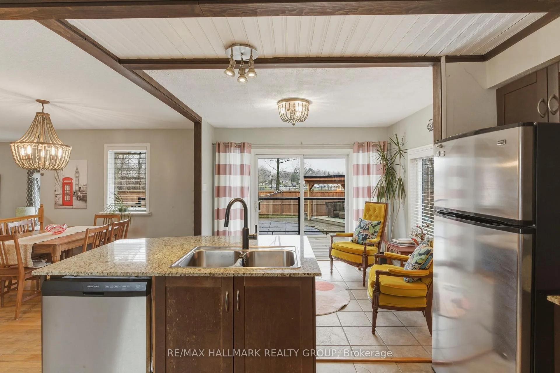 Photo 10 of 265 Kingston Crescent, Prescott — HOMEH