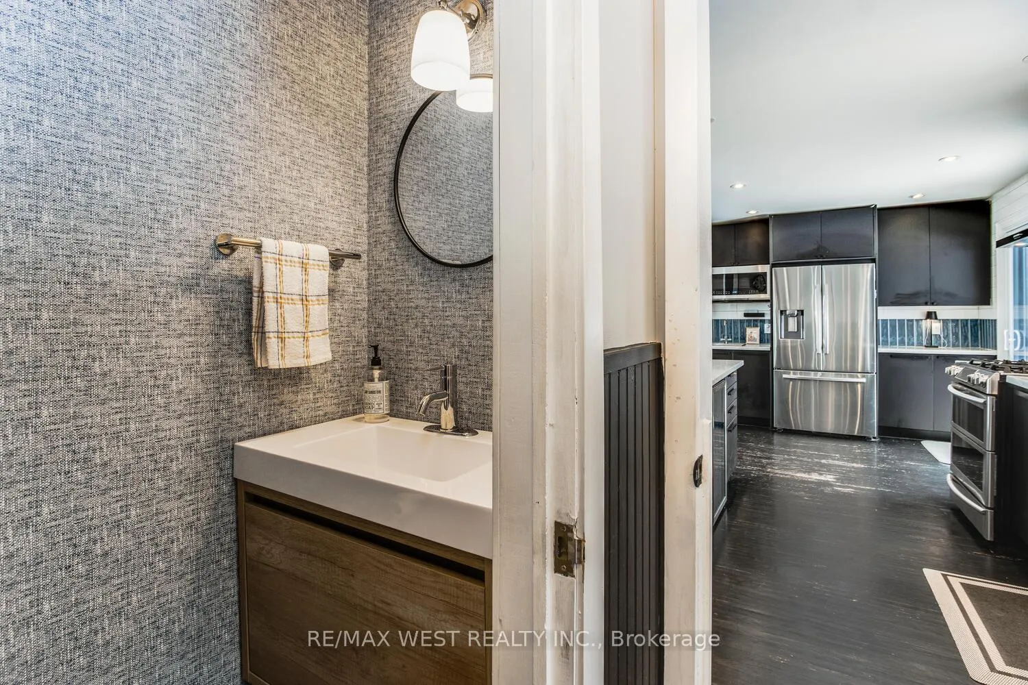 Photo 15 of 169 Bayview Avenue E, Tay, Rural Tay — HOMEH
