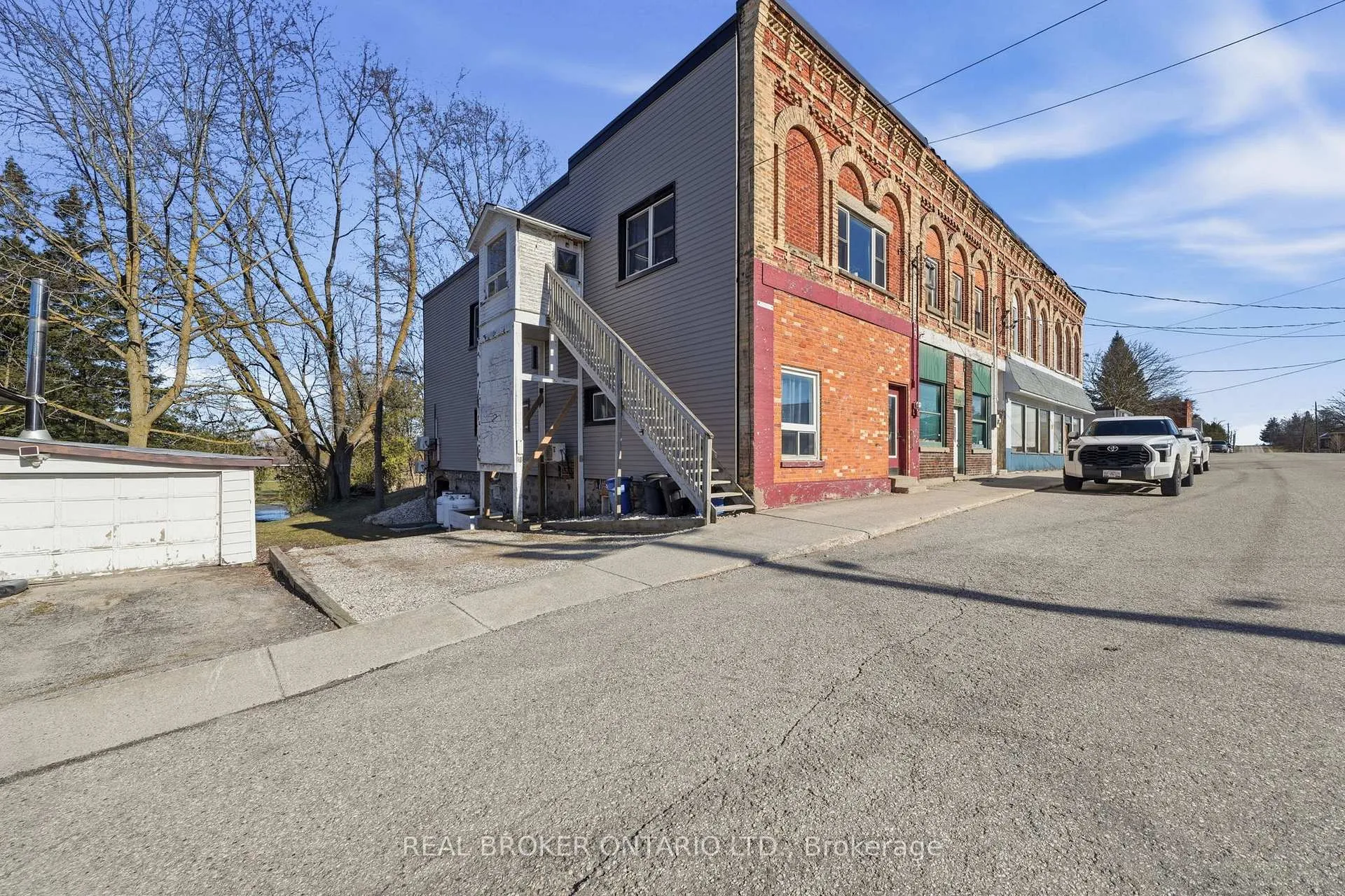 Photo 3 of 2039 Victoria Street, Howick — HOMEH