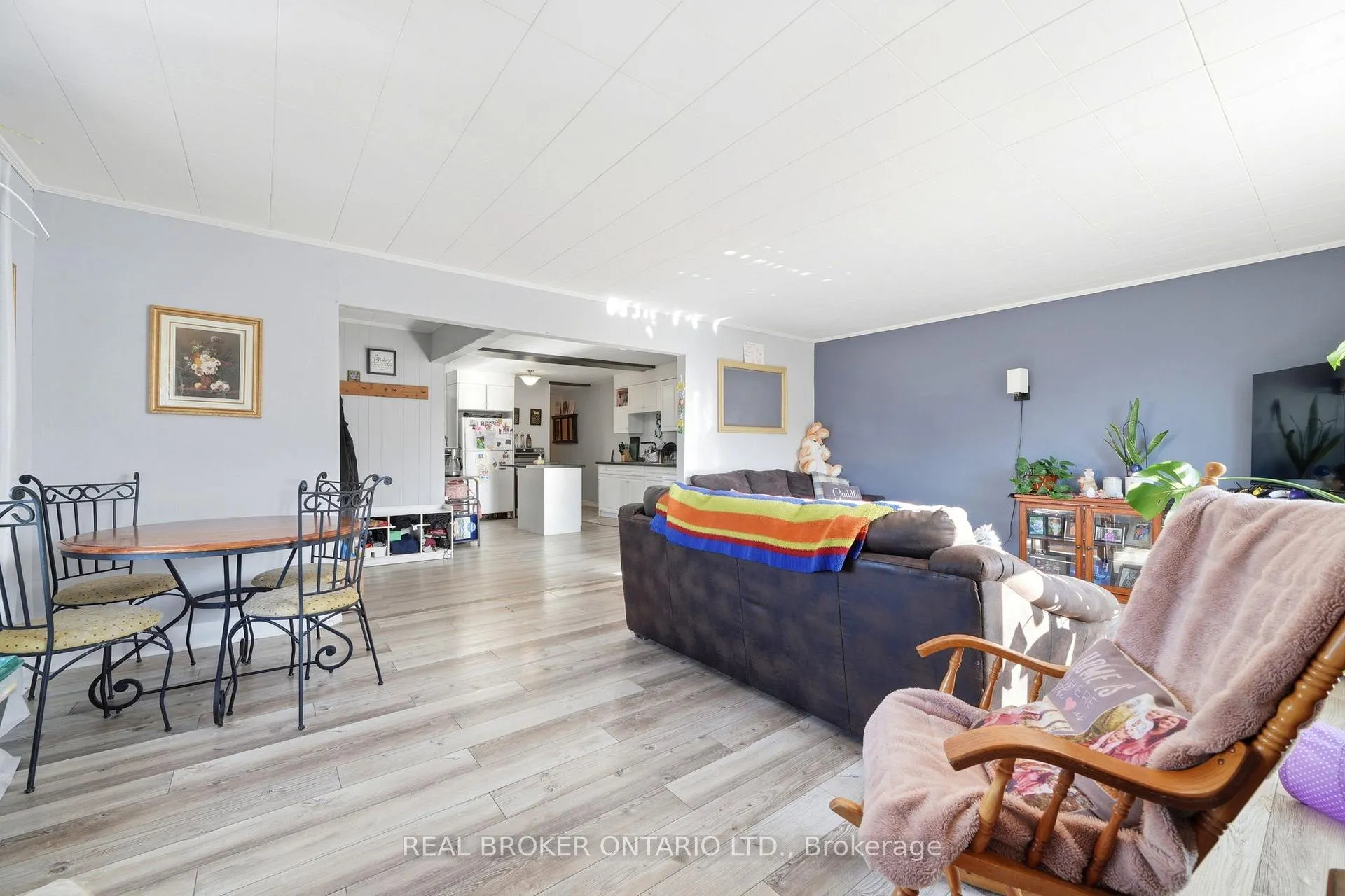 Photo 31 of 2039 Victoria Street, Howick — HOMEH