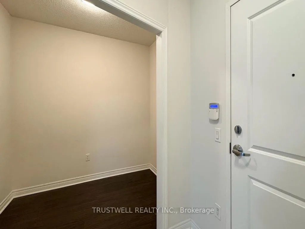 Photo 5 of Unit 108, 7768 Kennedy Road, Markham, Milliken Mills West — HOMEH