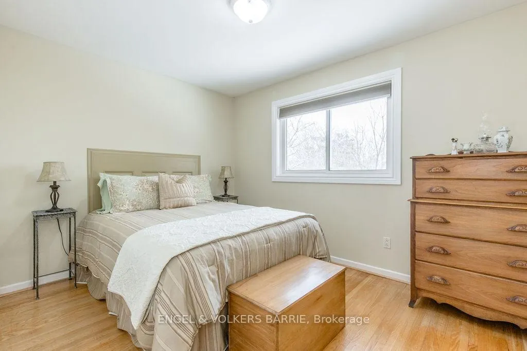 Photo 20 of 42 Marshall Street, Barrie, Allandale Heights — HOMEH