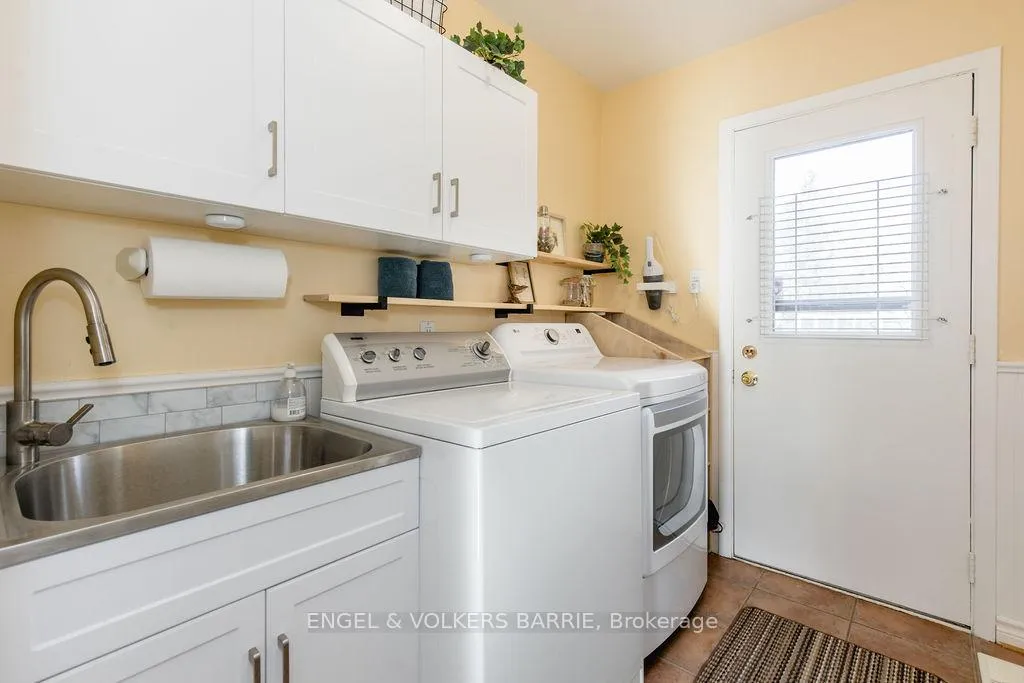 Photo 29 of 42 Marshall Street, Barrie, Allandale Heights — HOMEH