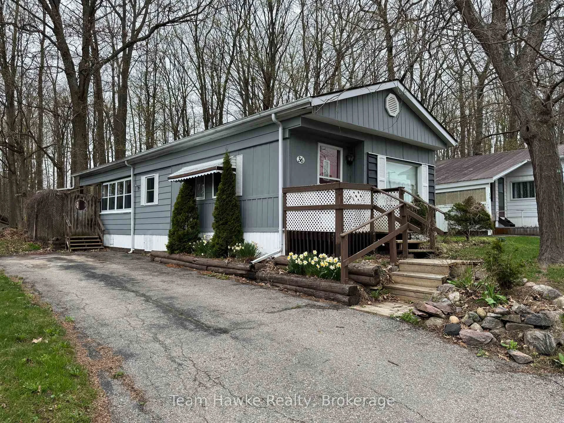 Photo 4 of Unit 36, 525 Midland Point Road, Midland — HOMEH