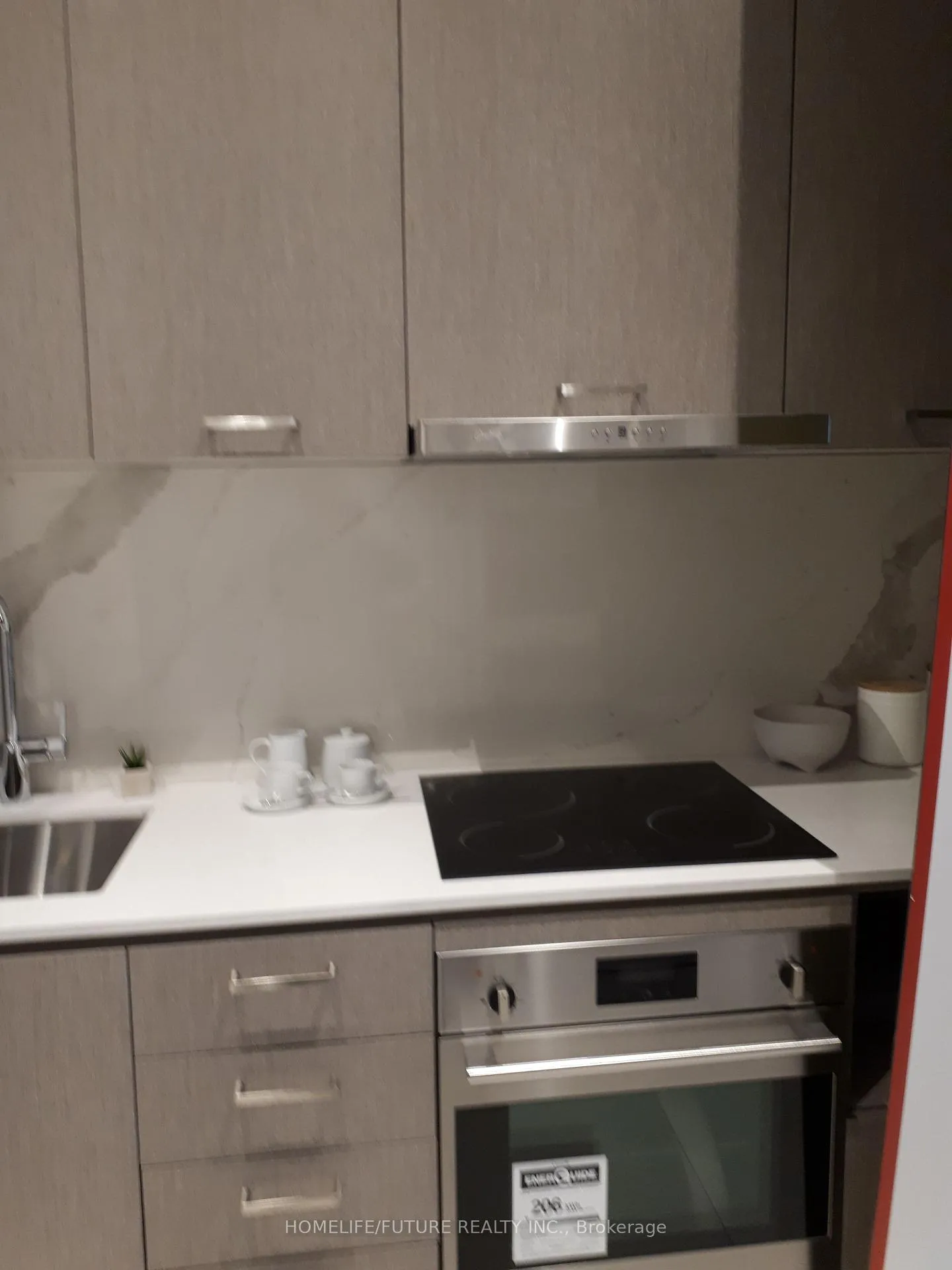 Photo 15 of Unit 307, 60 Honeycrisp Crescent, Vaughan, Vaughan Corporate Centre — HOMEH