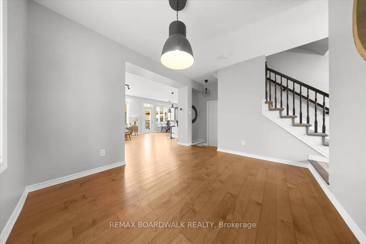Photo 6 of 232 Burnaby Drive, Ottawa, Stittsville (North) — HOMEH