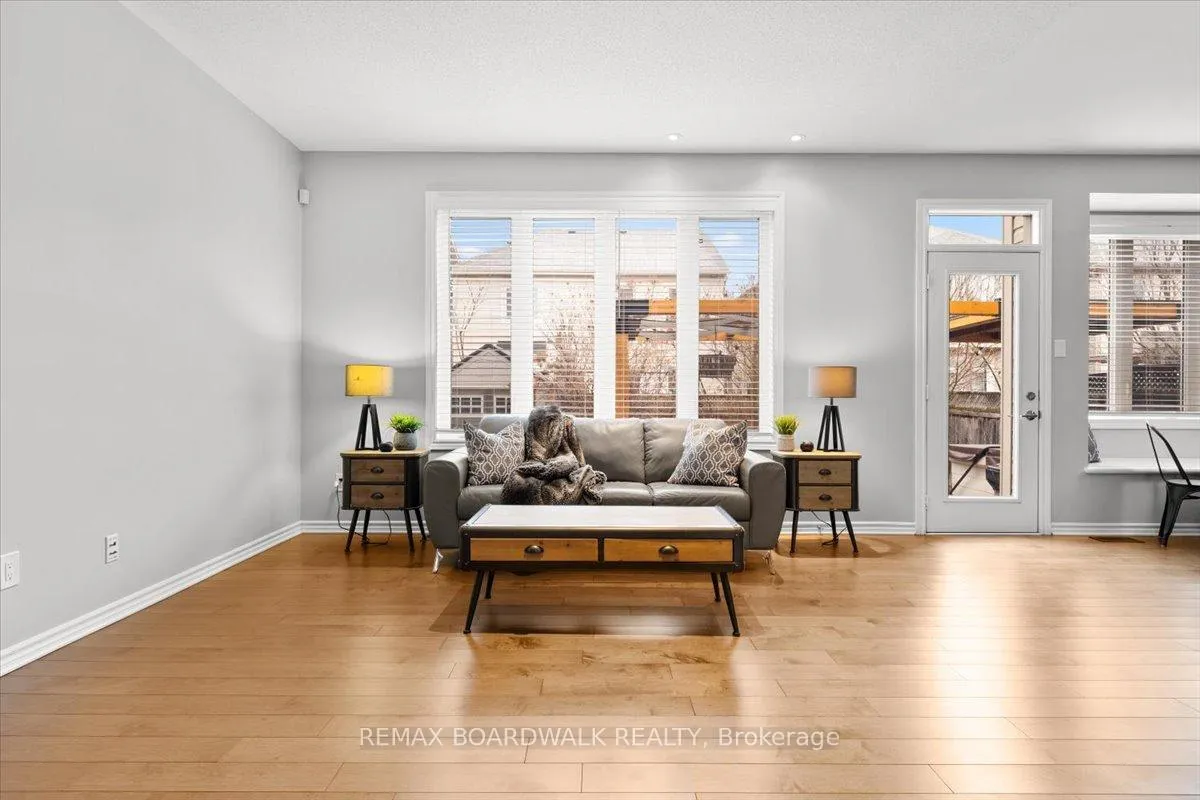 Photo 12 of 232 Burnaby Drive, Ottawa, Stittsville (North) — HOMEH