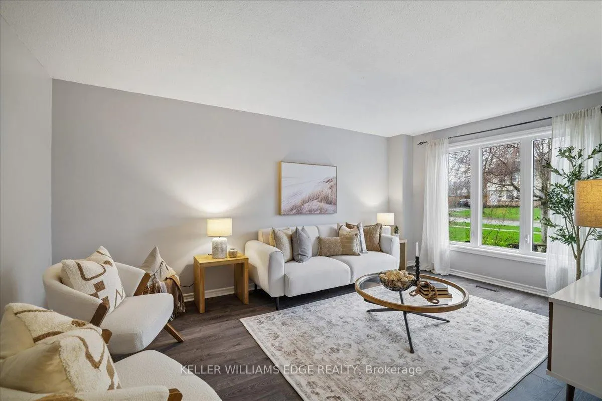 Photo 5 of 2208 Melissa Crescent, Burlington, Brant Hills — HOMEH