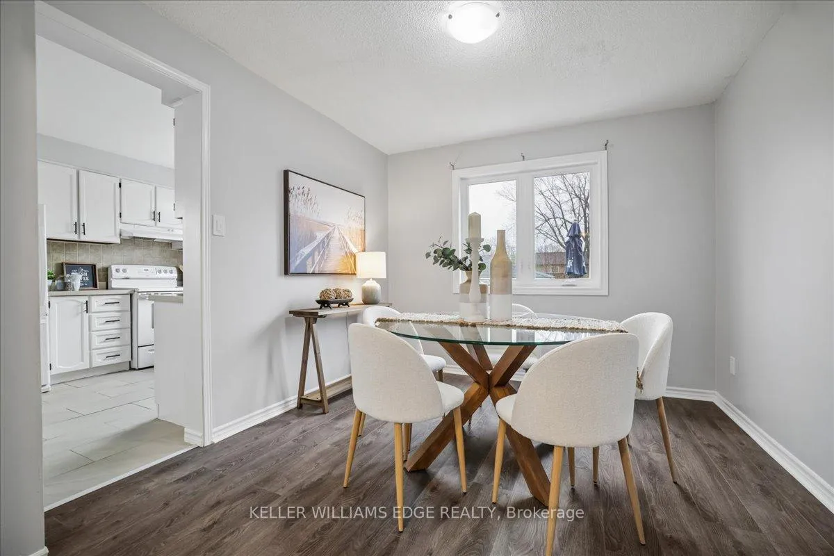 Photo 12 of 2208 Melissa Crescent, Burlington, Brant Hills — HOMEH