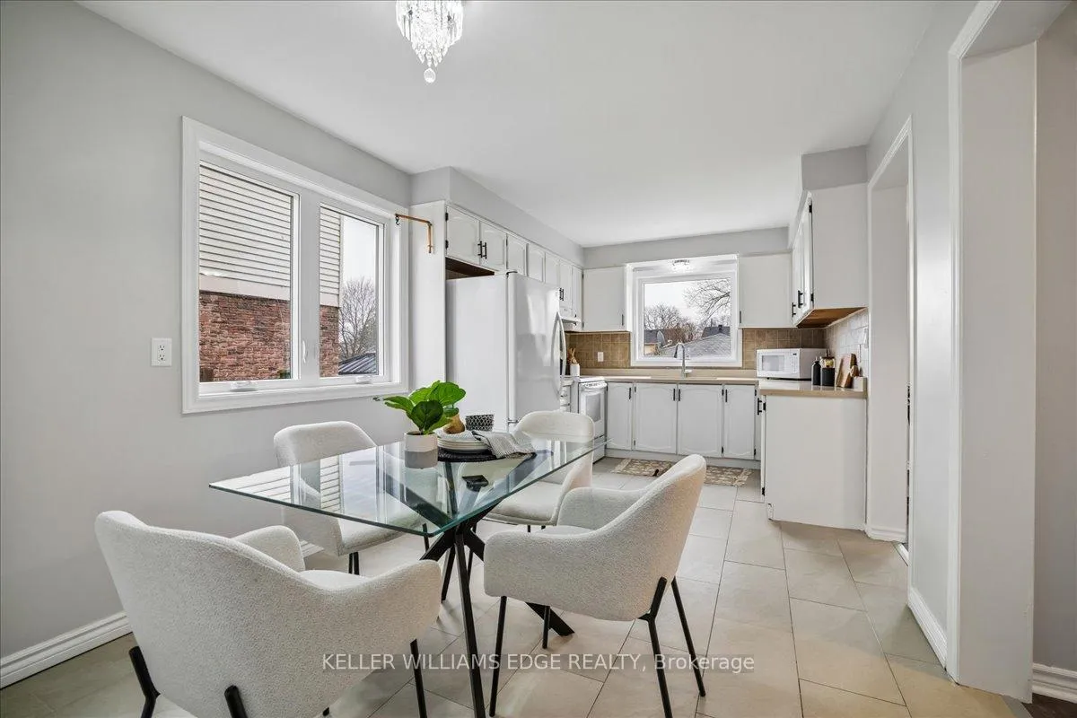 Photo 14 of 2208 Melissa Crescent, Burlington, Brant Hills — HOMEH