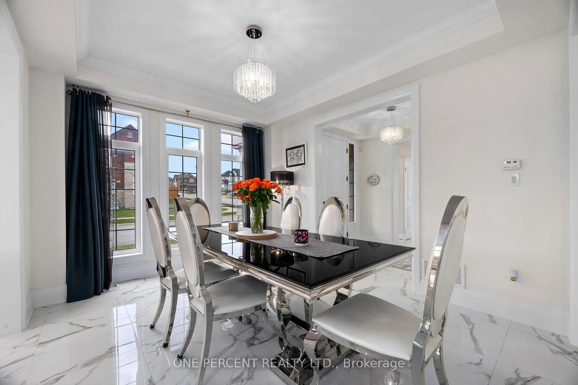 Photo 12 of 44 Bromont Drive, Cavan Monaghan, Cavan Twp — HOMEH