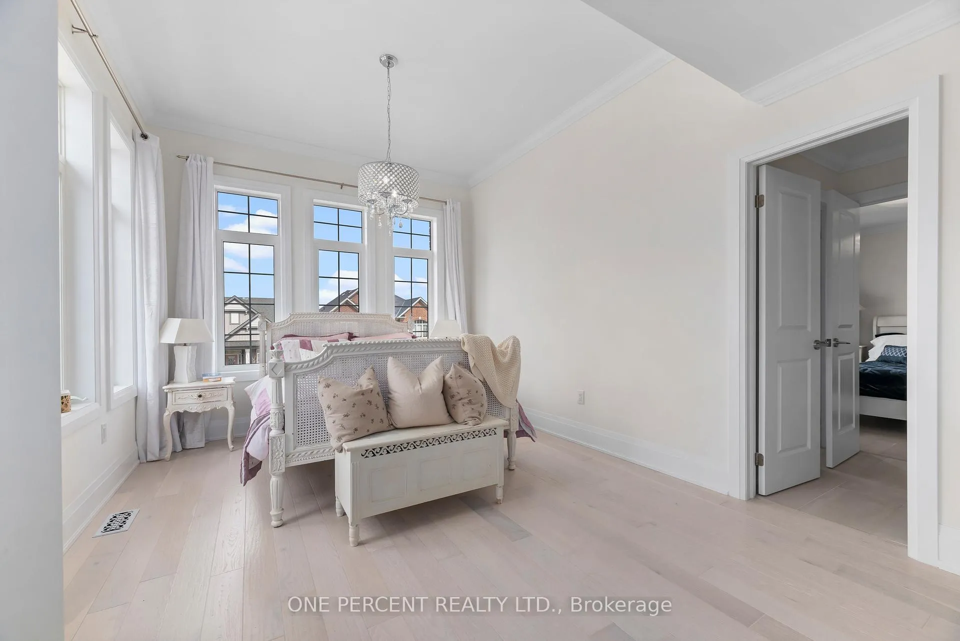 Photo 30 of 44 Bromont Drive, Cavan Monaghan, Cavan Twp — HOMEH