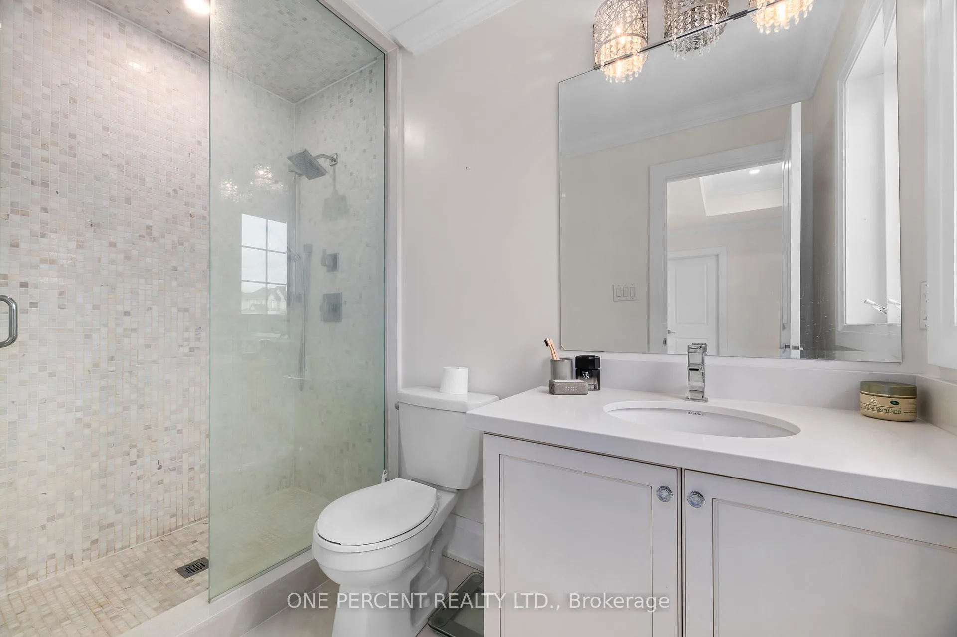 Photo 34 of 44 Bromont Drive, Cavan Monaghan, Cavan Twp — HOMEH