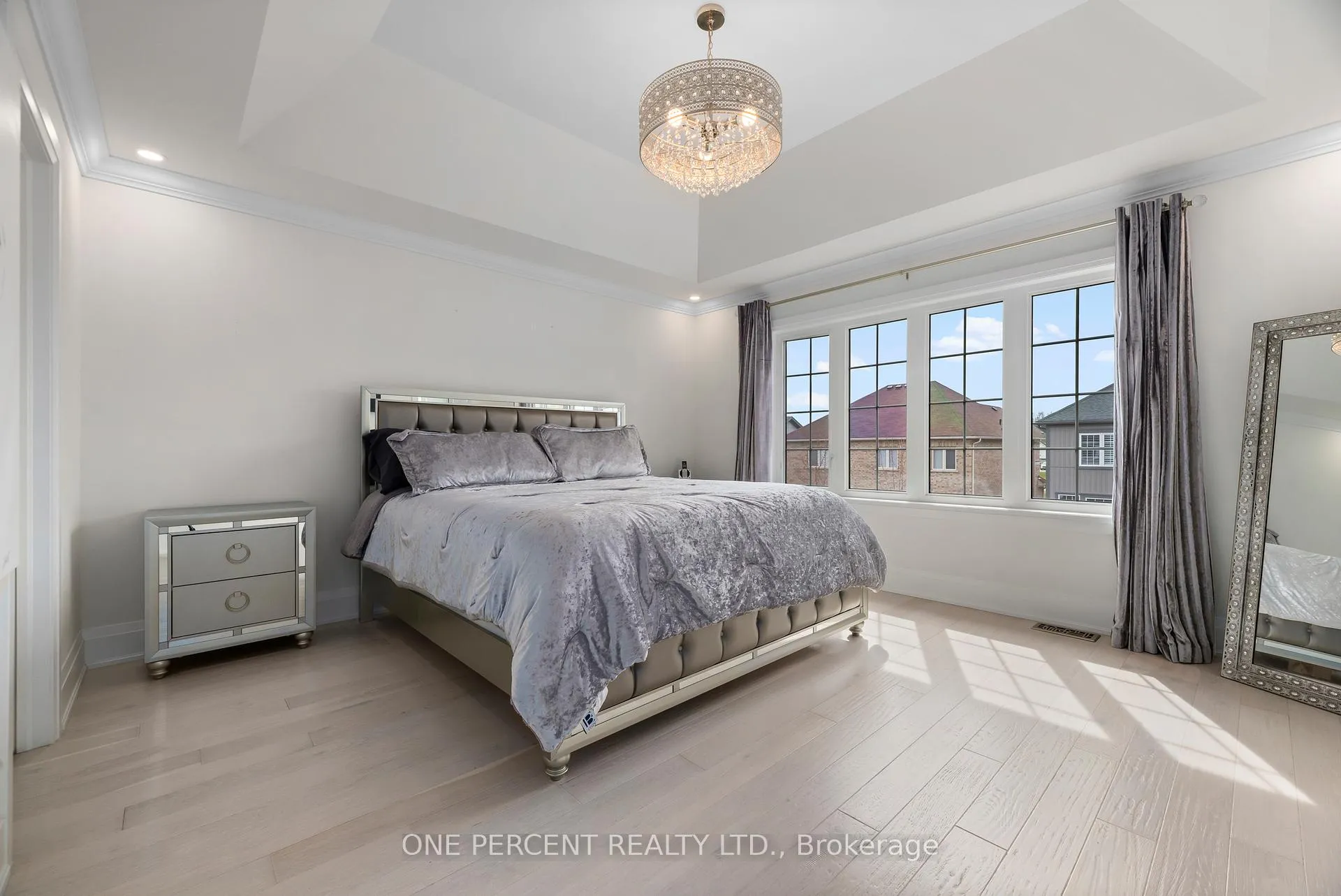 Photo 35 of 44 Bromont Drive, Cavan Monaghan, Cavan Twp — HOMEH