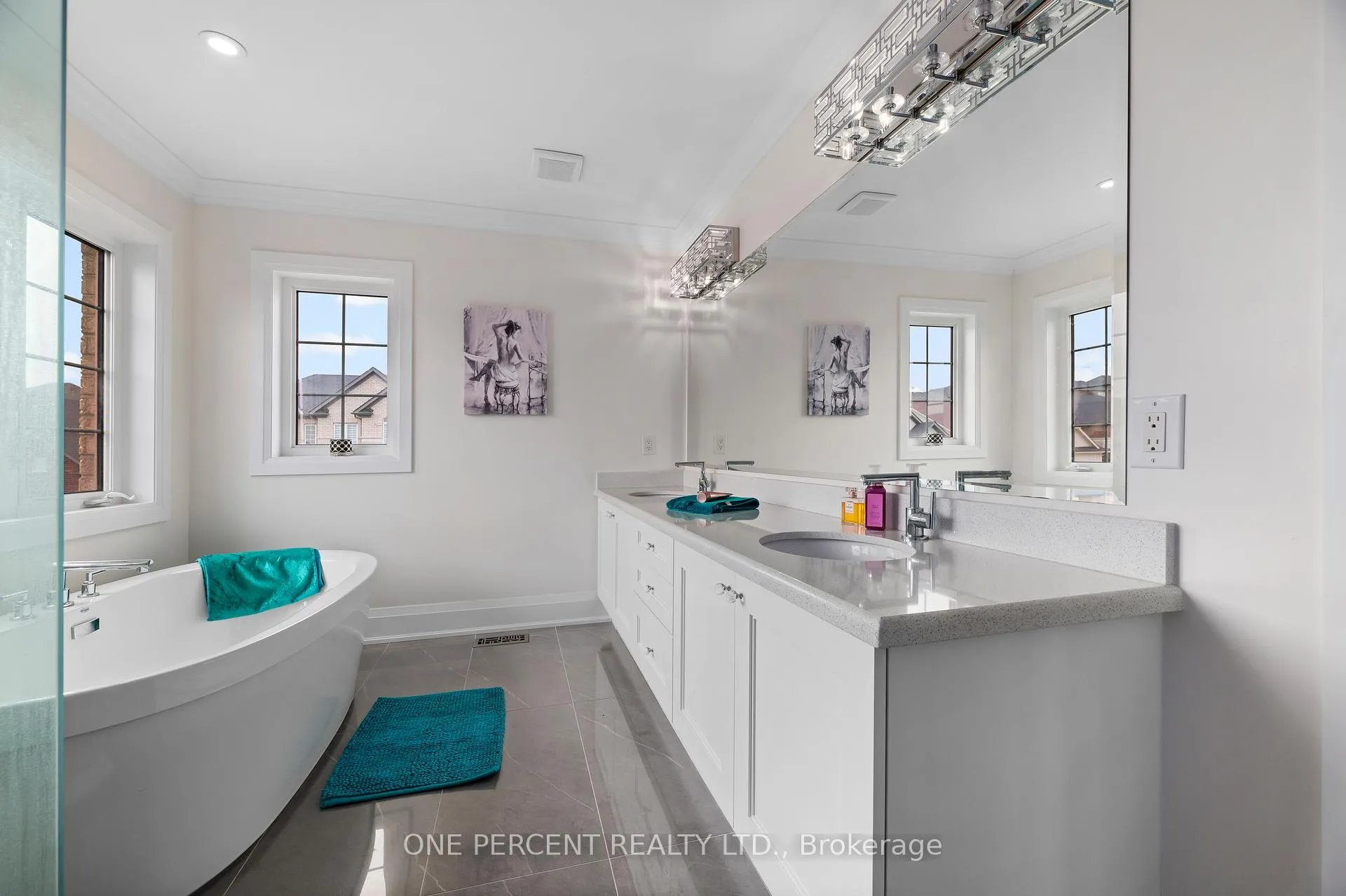 Photo 39 of 44 Bromont Drive, Cavan Monaghan, Cavan Twp — HOMEH