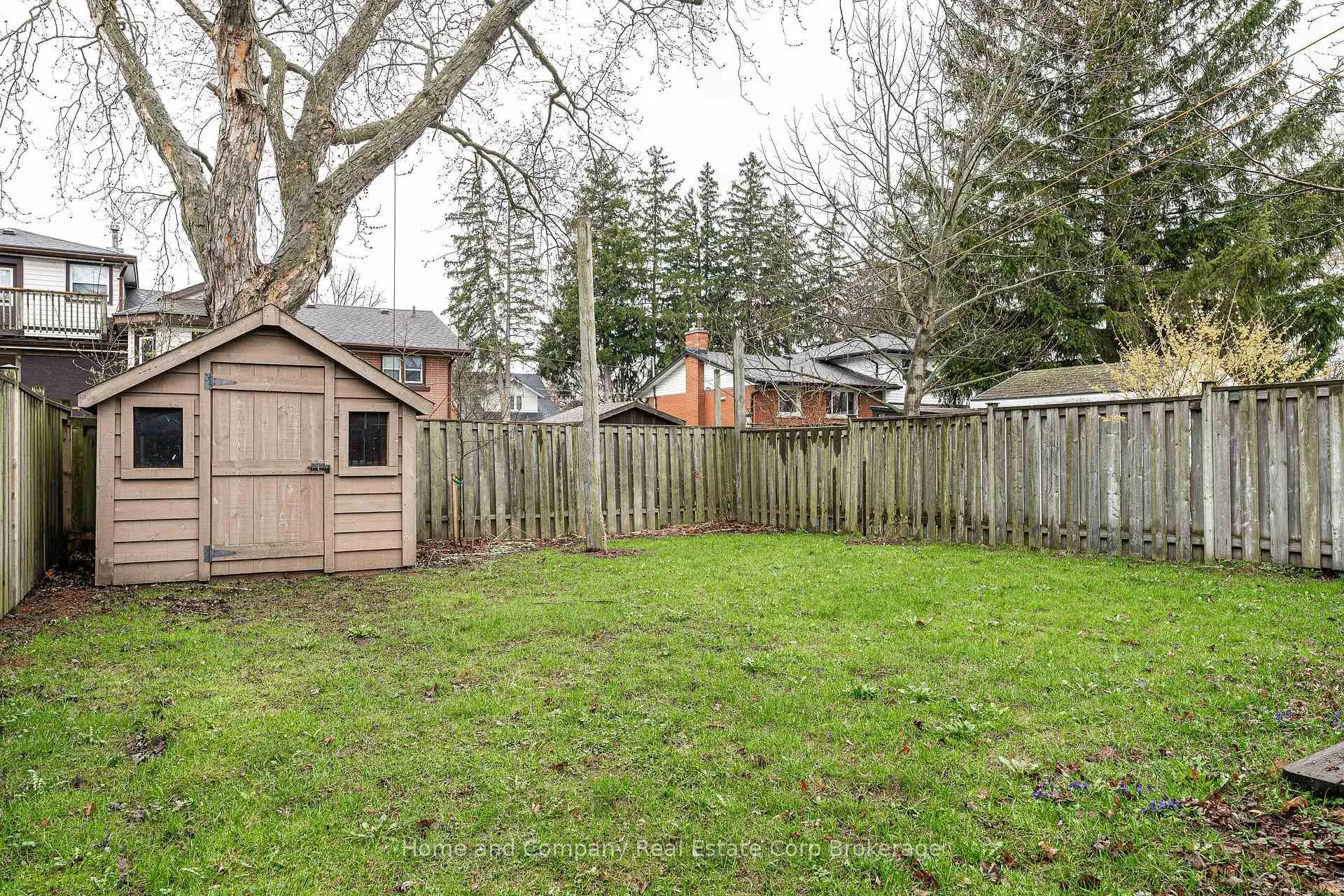 Photo 6 of 295 Norman Street, Stratford — HOMEH