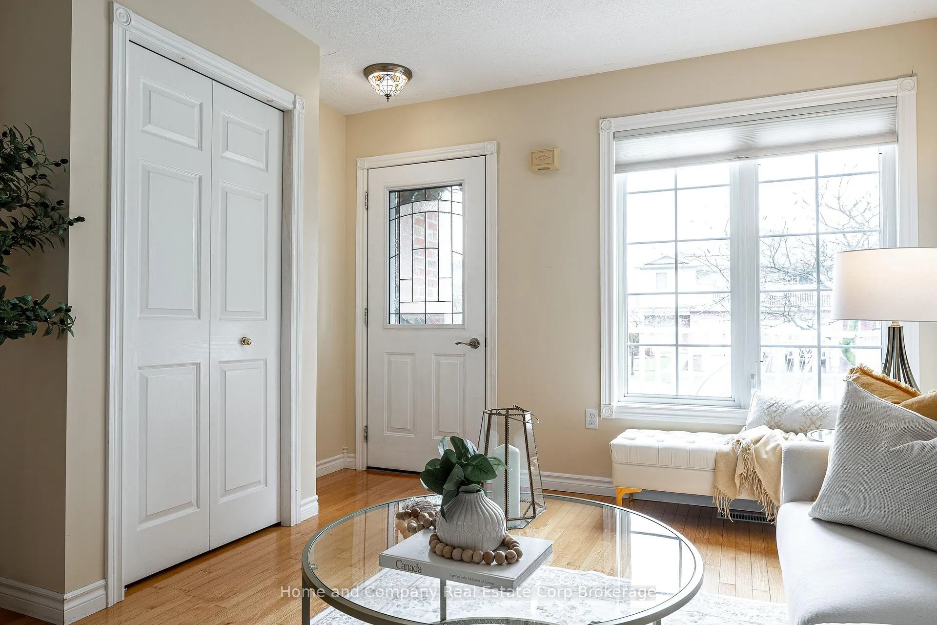 Photo 10 of 295 Norman Street, Stratford — HOMEH
