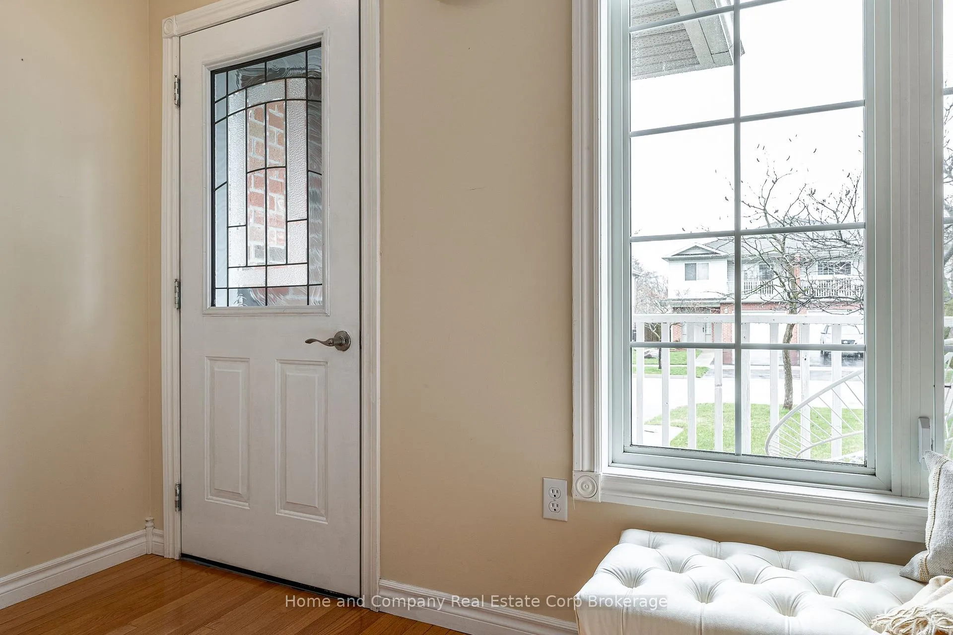 Photo 11 of 295 Norman Street, Stratford — HOMEH