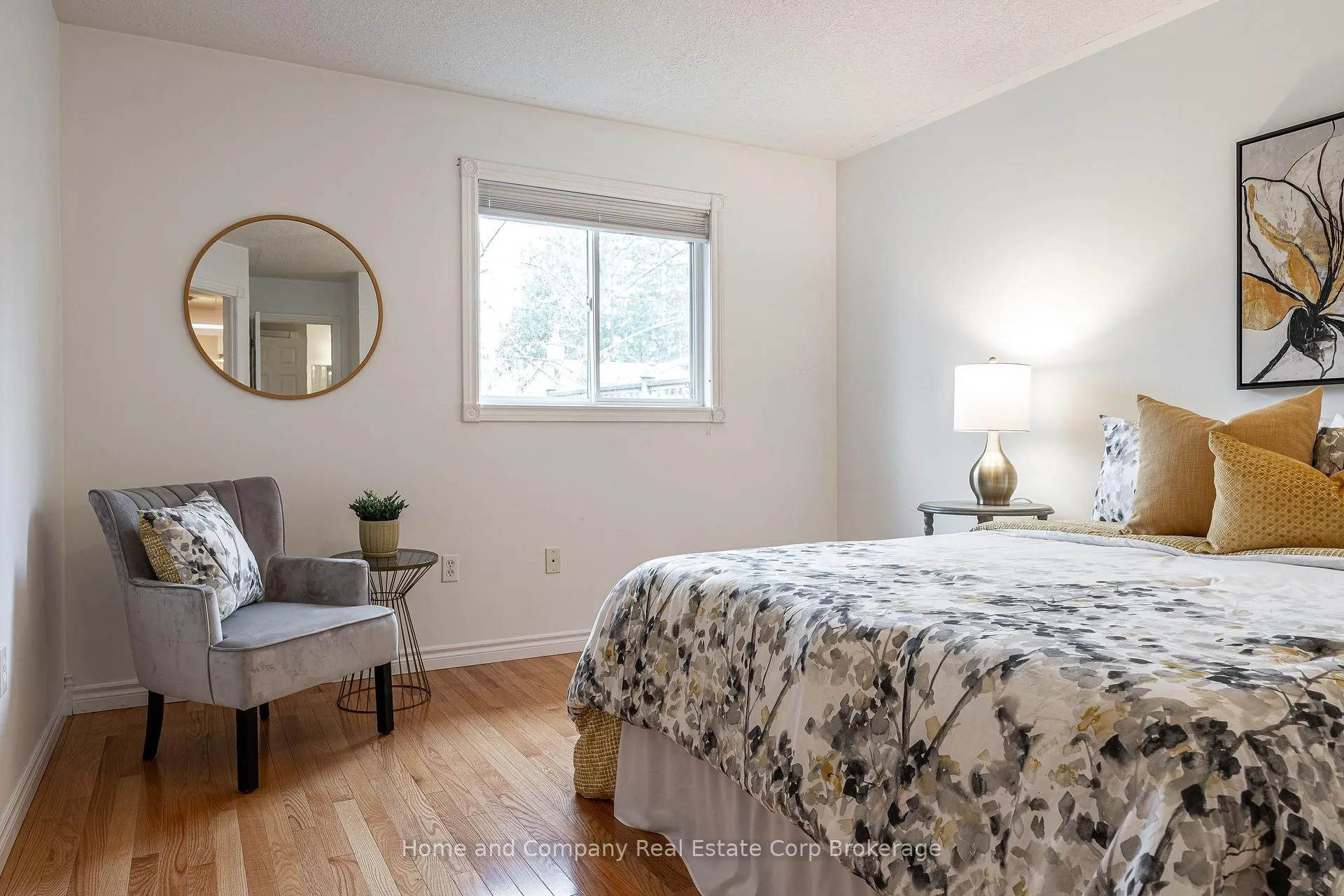 Photo 23 of 295 Norman Street, Stratford — HOMEH