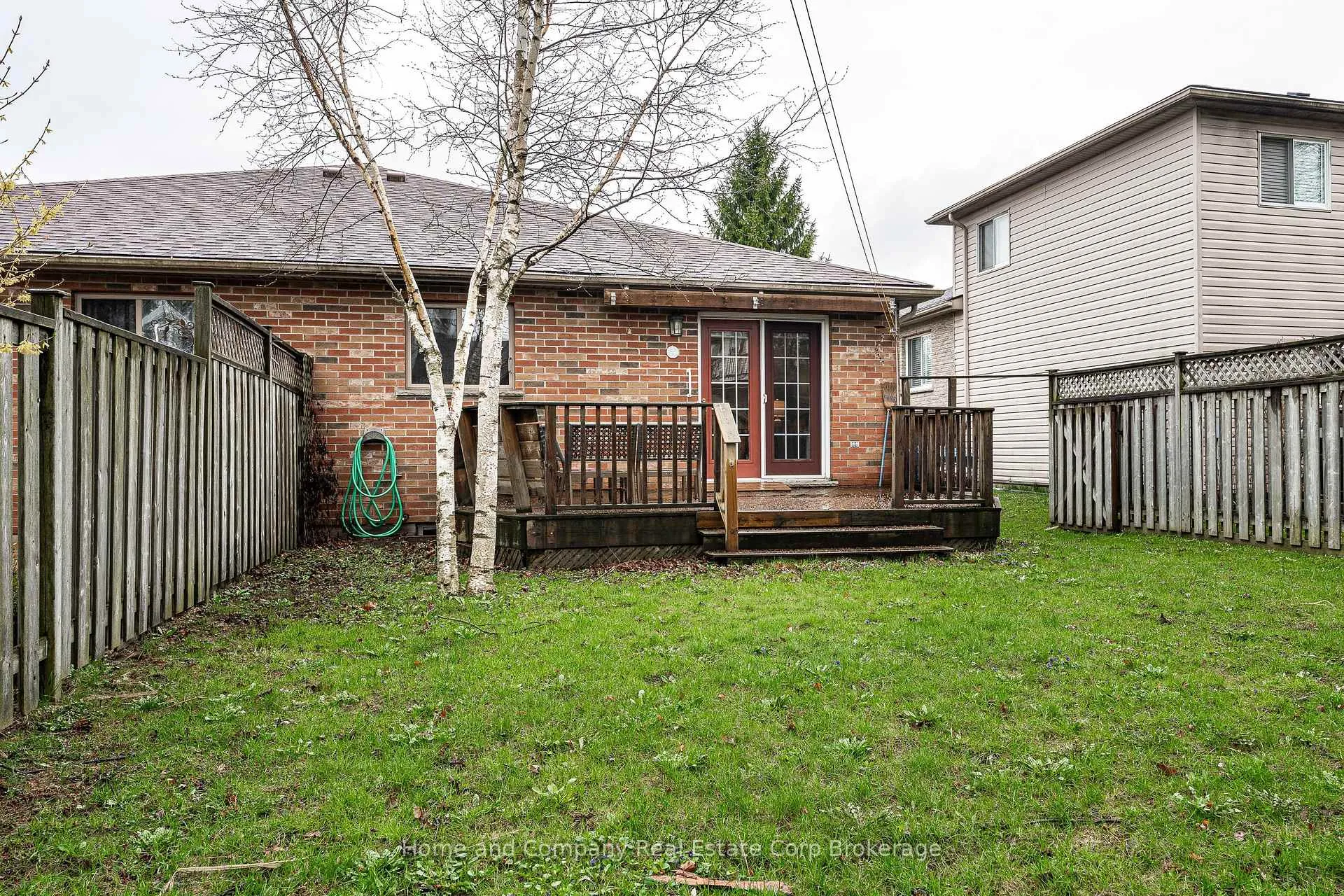 Photo 39 of 295 Norman Street, Stratford — HOMEH