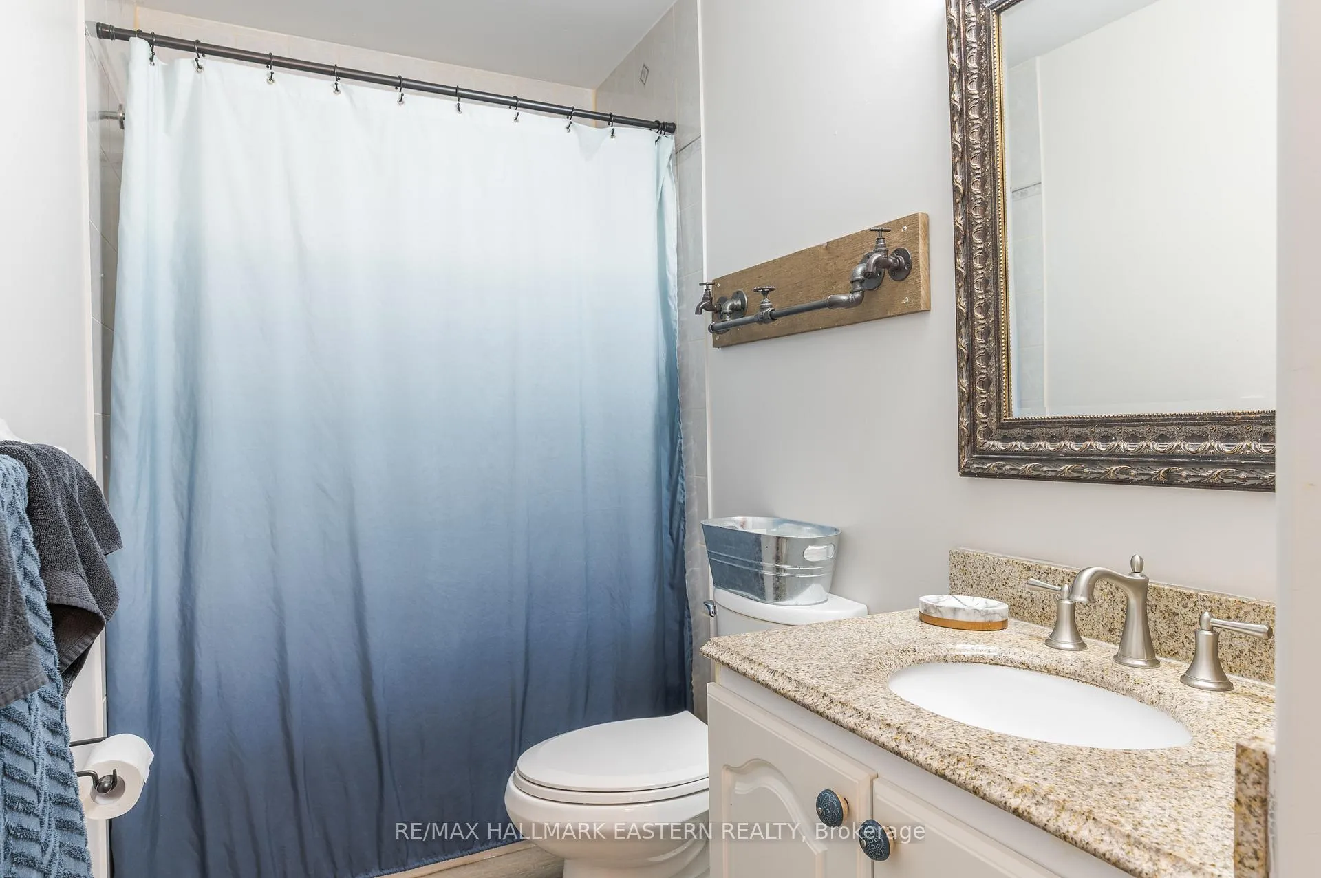Photo 22 of 702 Trailview Drive, Peterborough, Ashburnham Ward 4 — HOMEH
