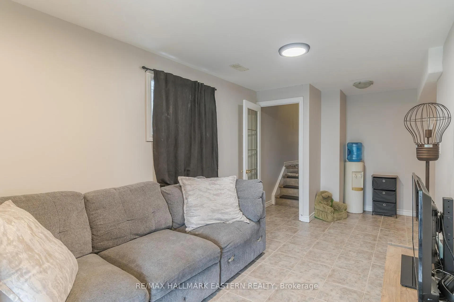 Photo 26 of 702 Trailview Drive, Peterborough, Ashburnham Ward 4 — HOMEH