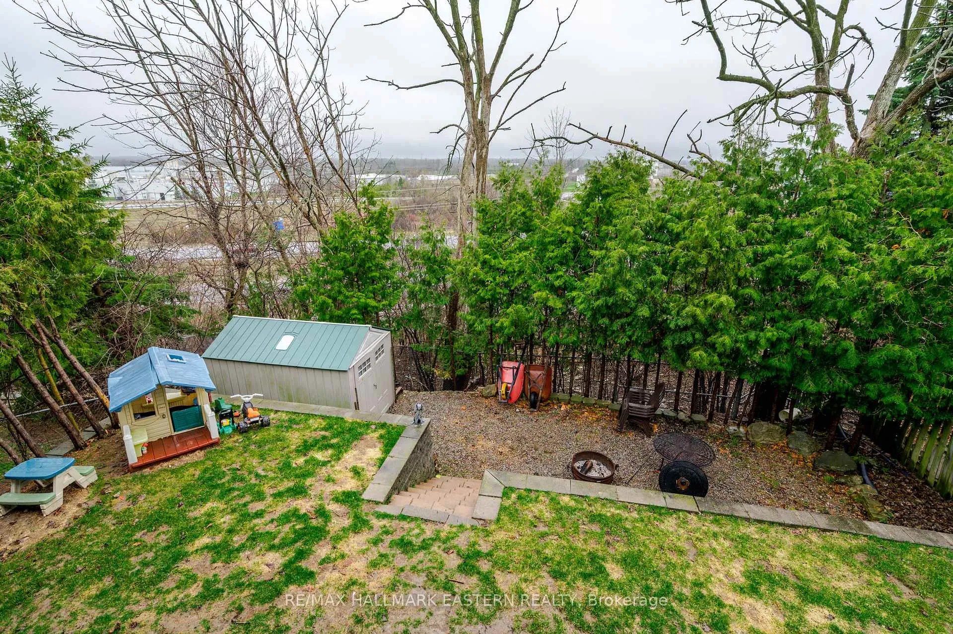 Photo 37 of 702 Trailview Drive, Peterborough, Ashburnham Ward 4 — HOMEH