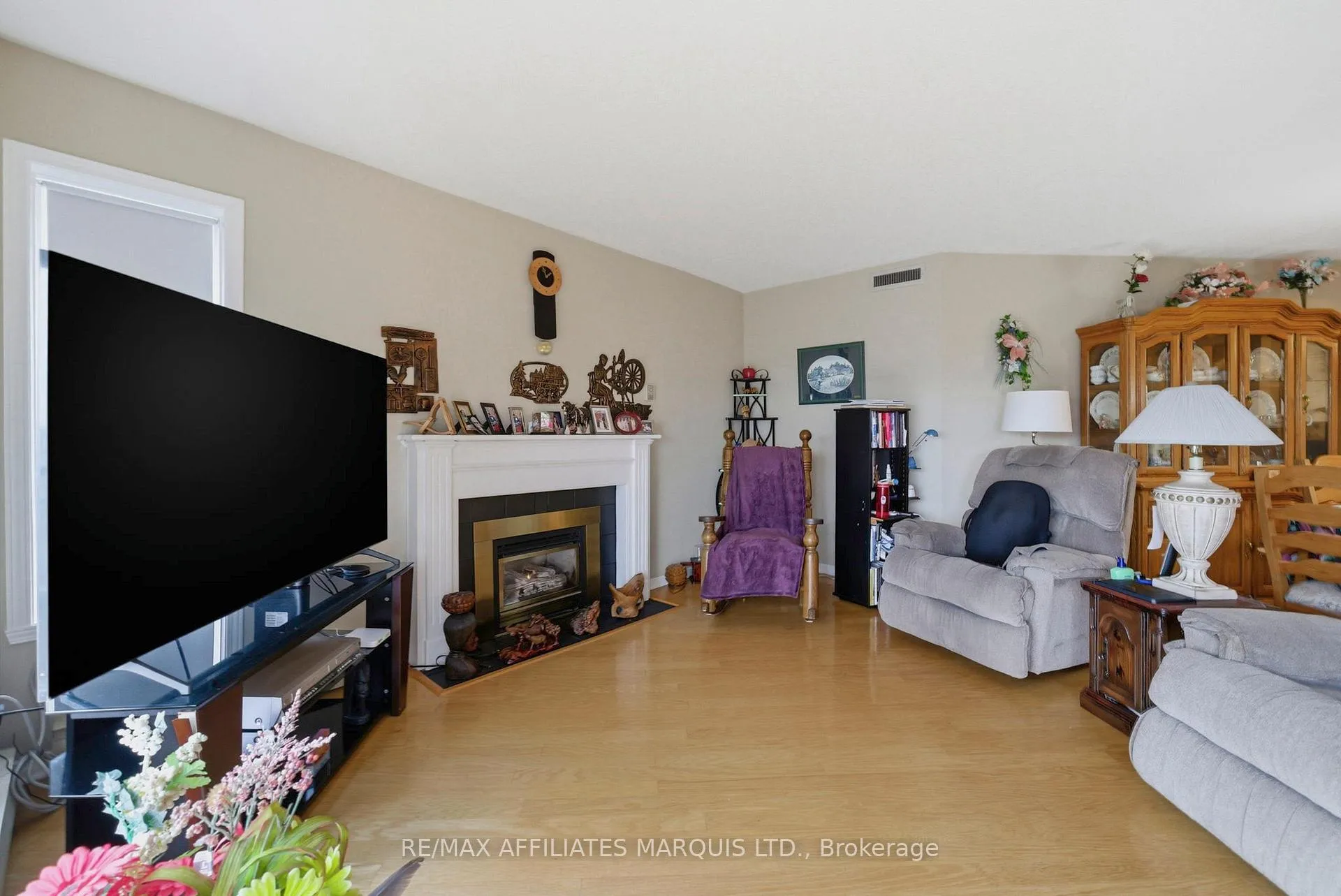 Photo 15 of Unit 408, 121 Water Street W, Cornwall — HOMEH