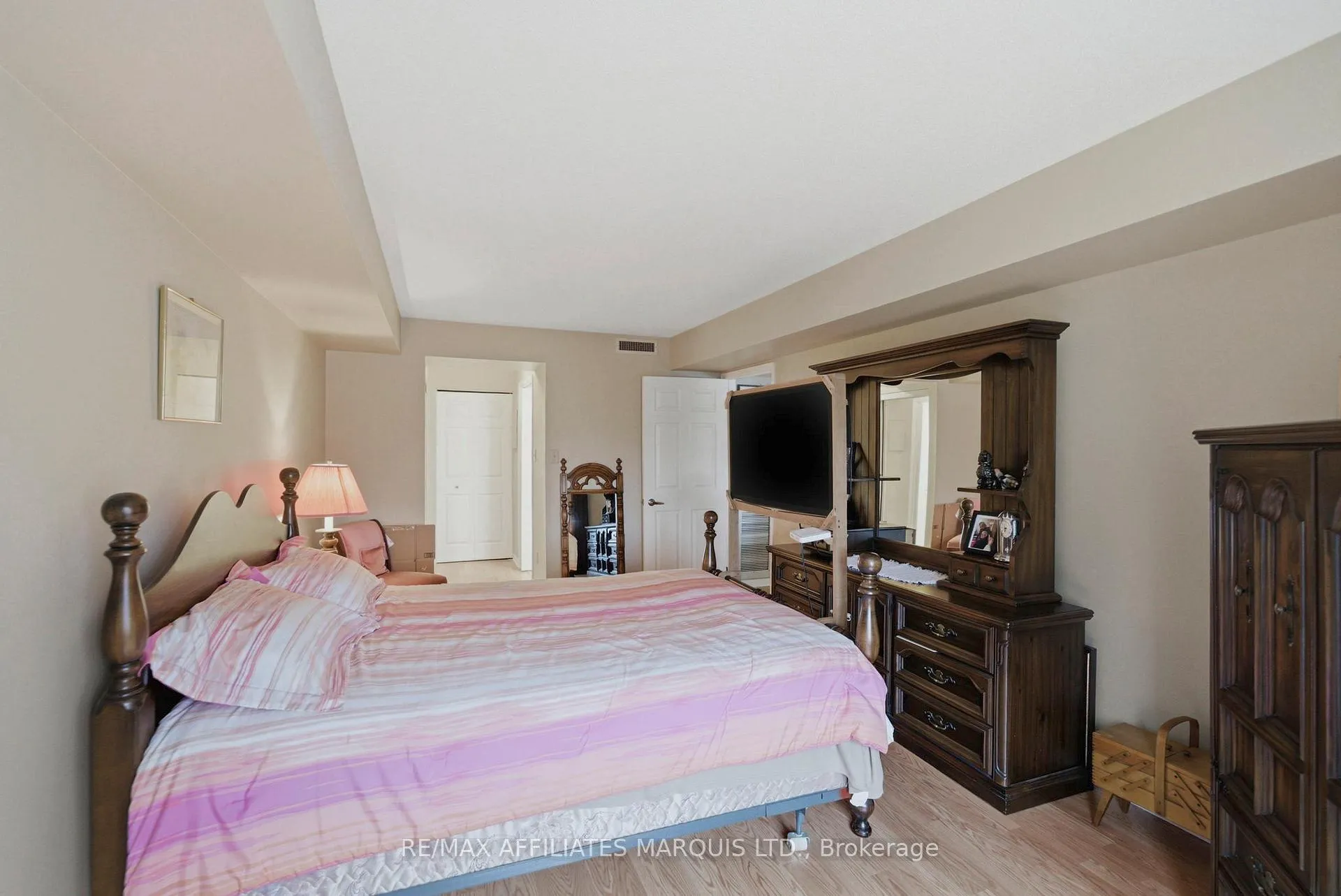 Photo 23 of Unit 408, 121 Water Street W, Cornwall — HOMEH