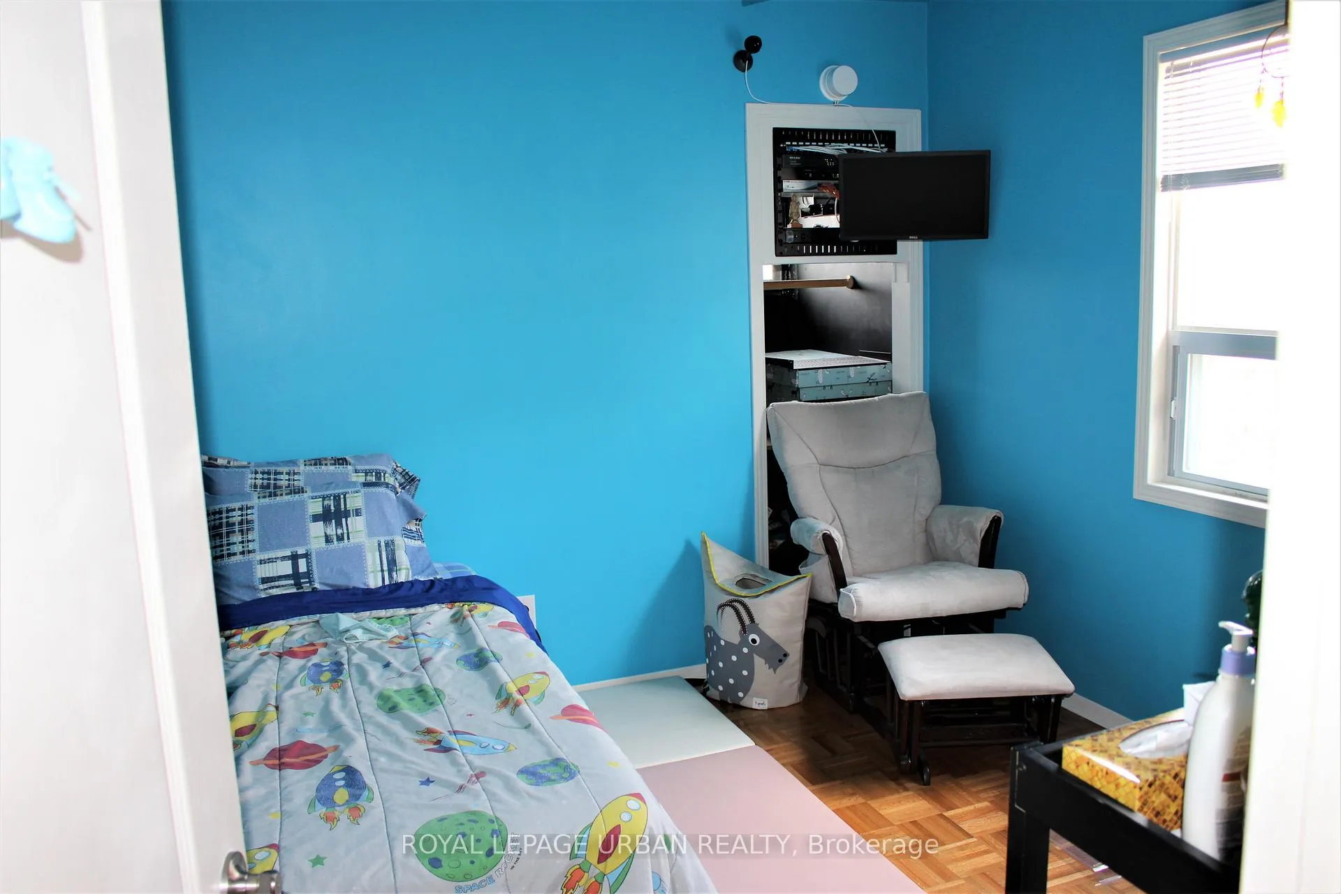 Photo 7 of 71 Squires Avenue, Toronto, O'Connor-Parkview — HOMEH
