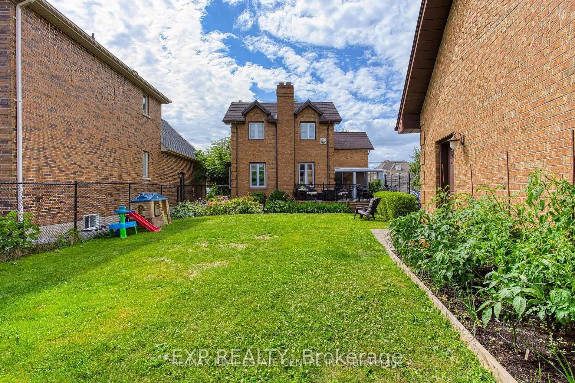 Photo 39 of 580 Fifty Road, Hamilton, Winona Park — HOMEH